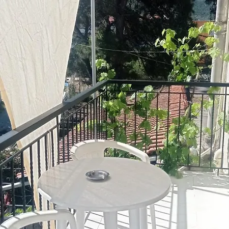 Arleta's Sunny Maison d'hôtes