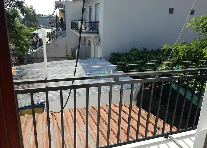 Arleta's Sunny Guest house